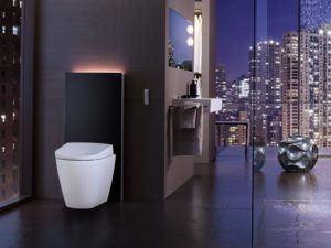 Geberit AquaClean Tumav koupelně bytu moderního velkoměsta